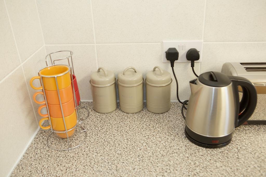 Bristol Serviced Lets - 152/154 Bath Road 외부 사진