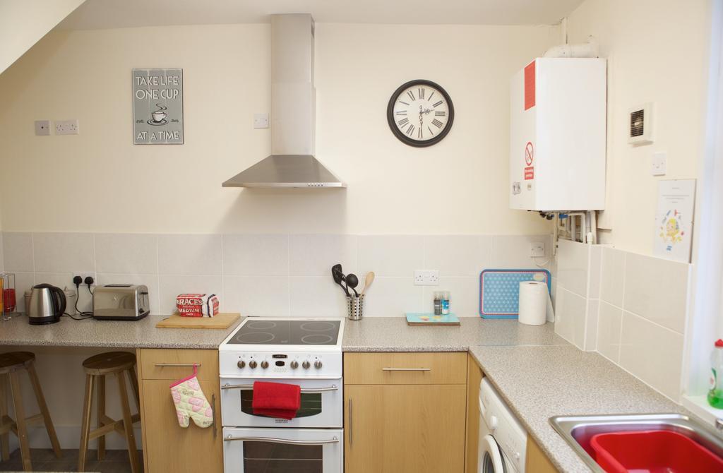 Bristol Serviced Lets - 152/154 Bath Road 외부 사진
