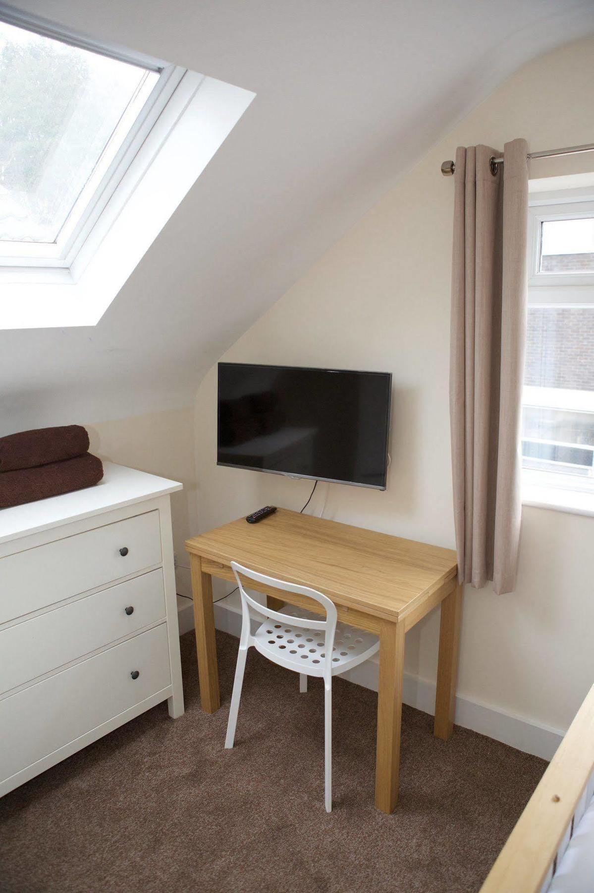Bristol Serviced Lets - 152/154 Bath Road 외부 사진