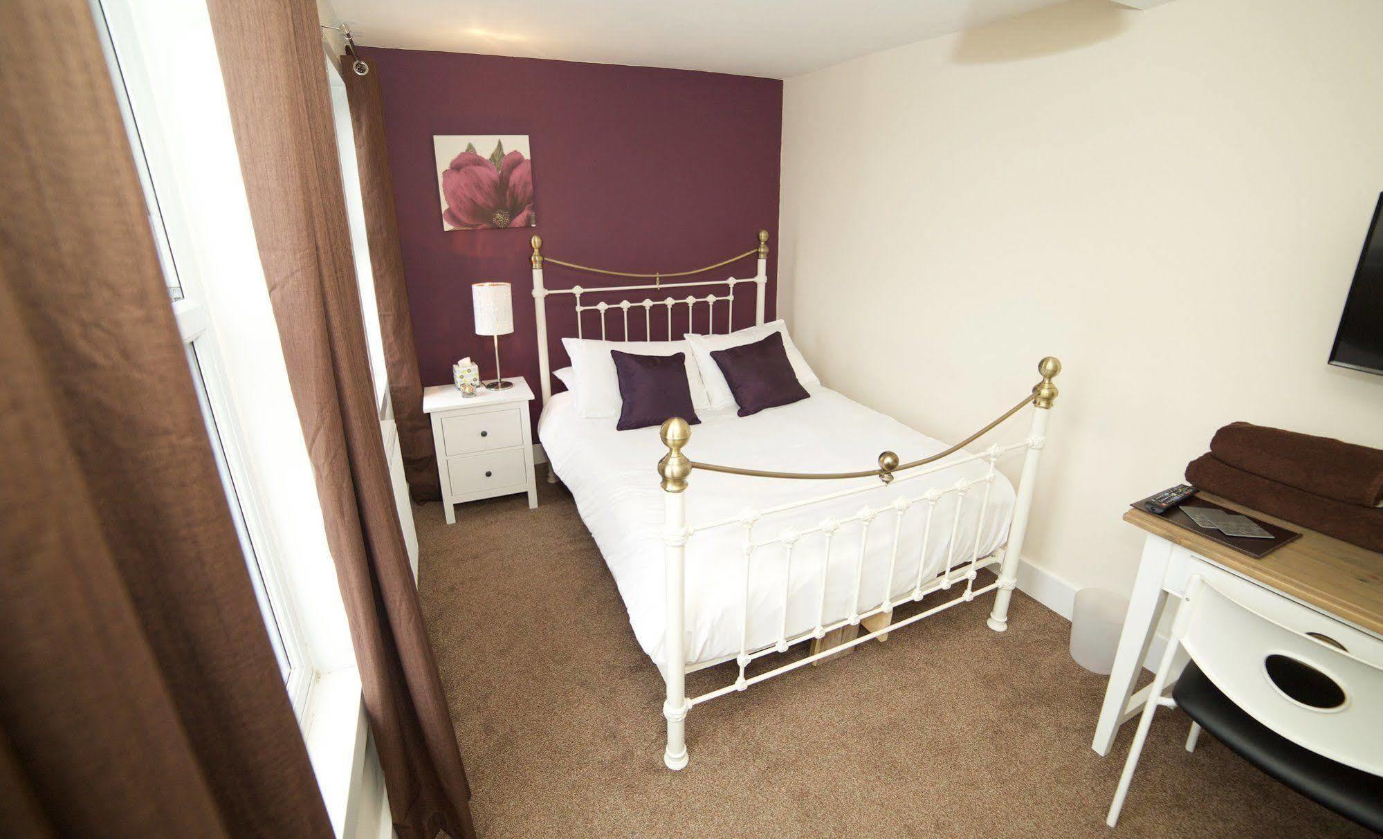 Bristol Serviced Lets - 152/154 Bath Road 외부 사진